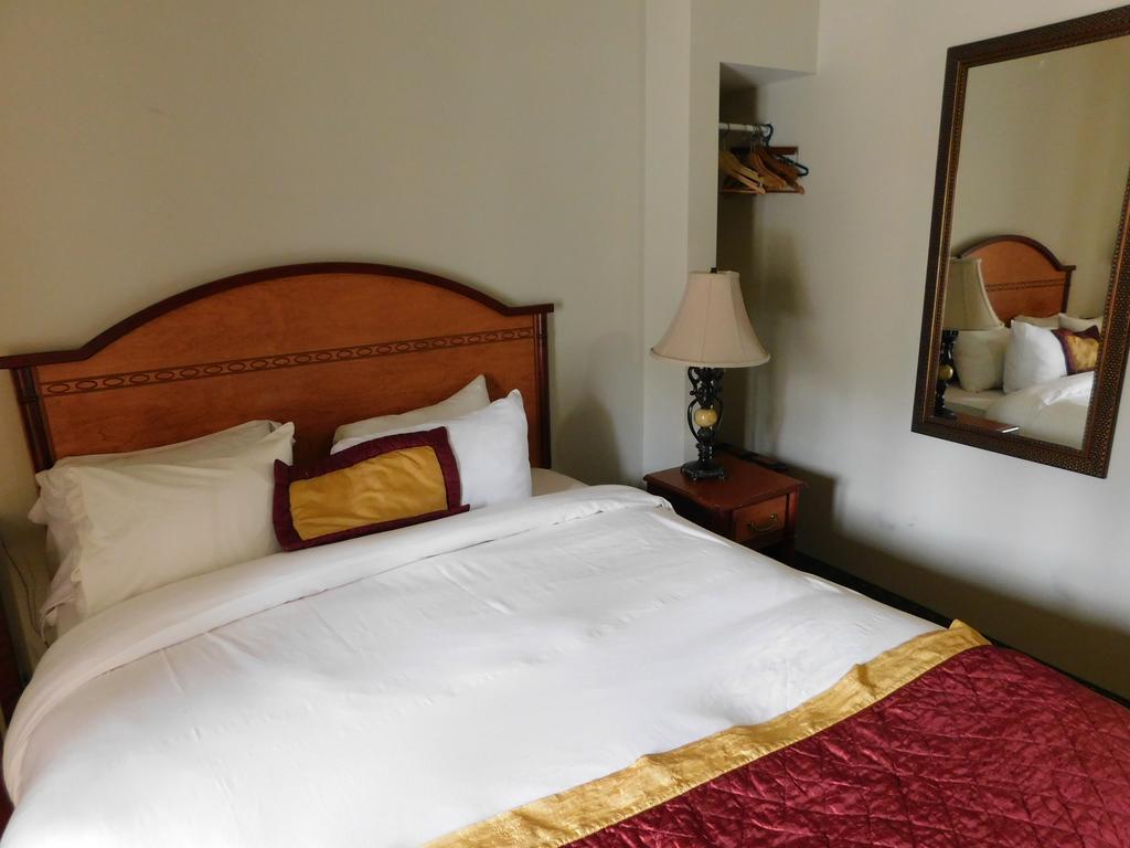 Hotel A2K มอนทรีอัล ภายนอก รูปภาพ