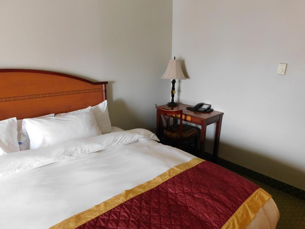 Hotel A2K มอนทรีอัล ภายนอก รูปภาพ