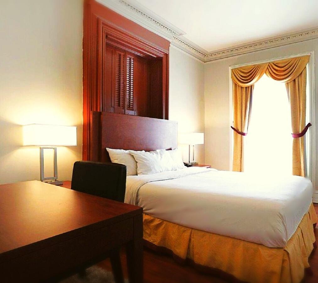 Hotel A2K มอนทรีอัล ภายนอก รูปภาพ