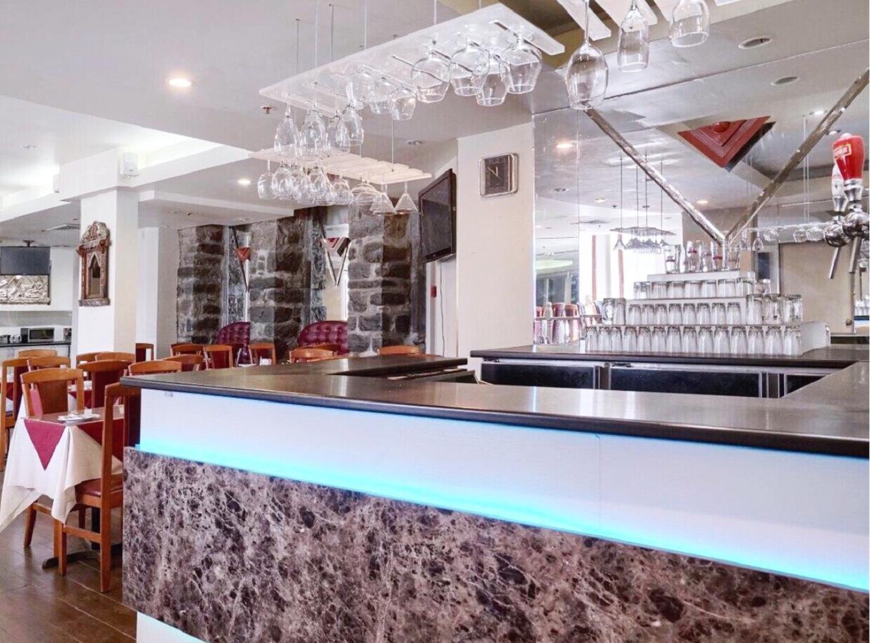 Hotel A2K มอนทรีอัล ภายนอก รูปภาพ
